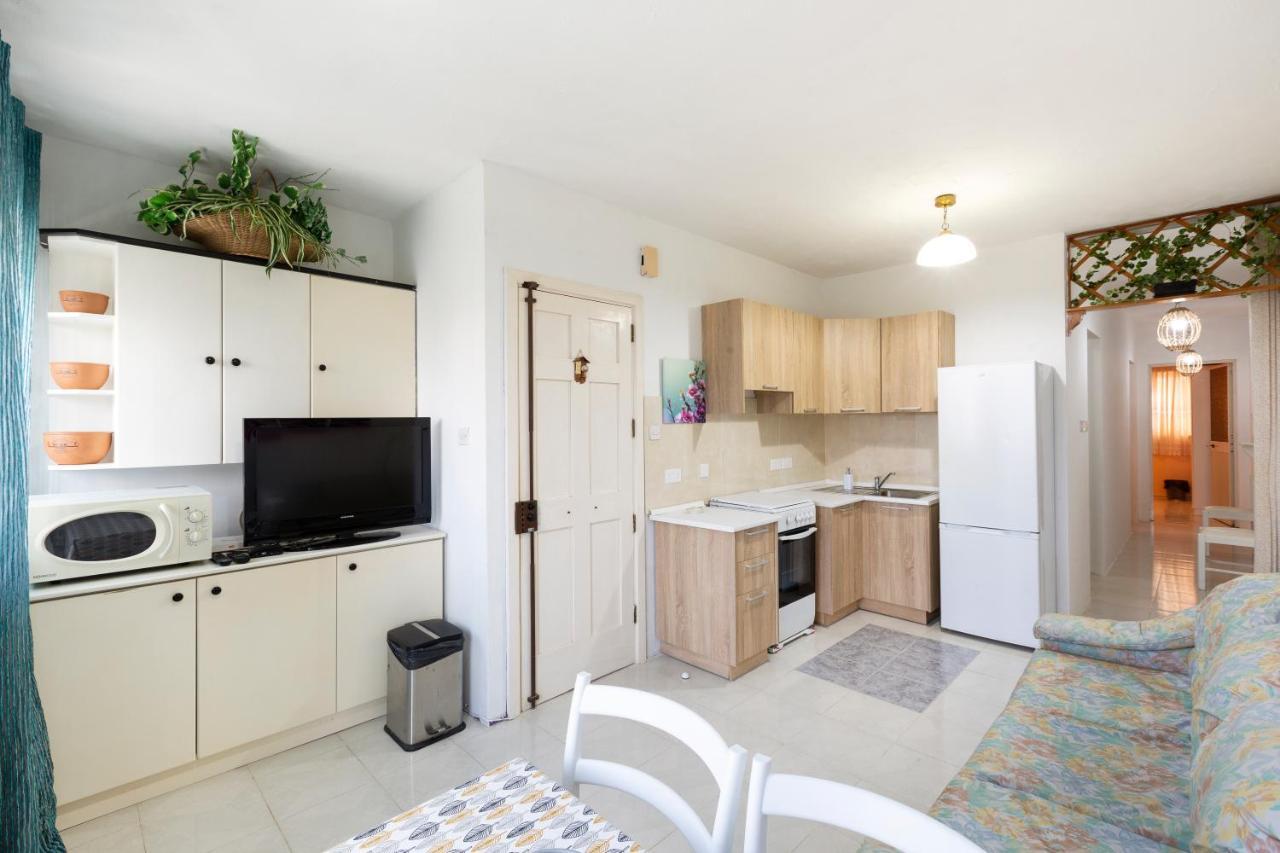 Ne1 - Lovely 2 Bedroom Apartment. Perfect Location Mellieha Luaran gambar